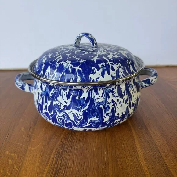 GOLDEN RABBIT 2.5 Quart Dutch Oven Blue Cobalt Swirl Enamel Stock Pot & Lid NEW - Picture 1 of 6